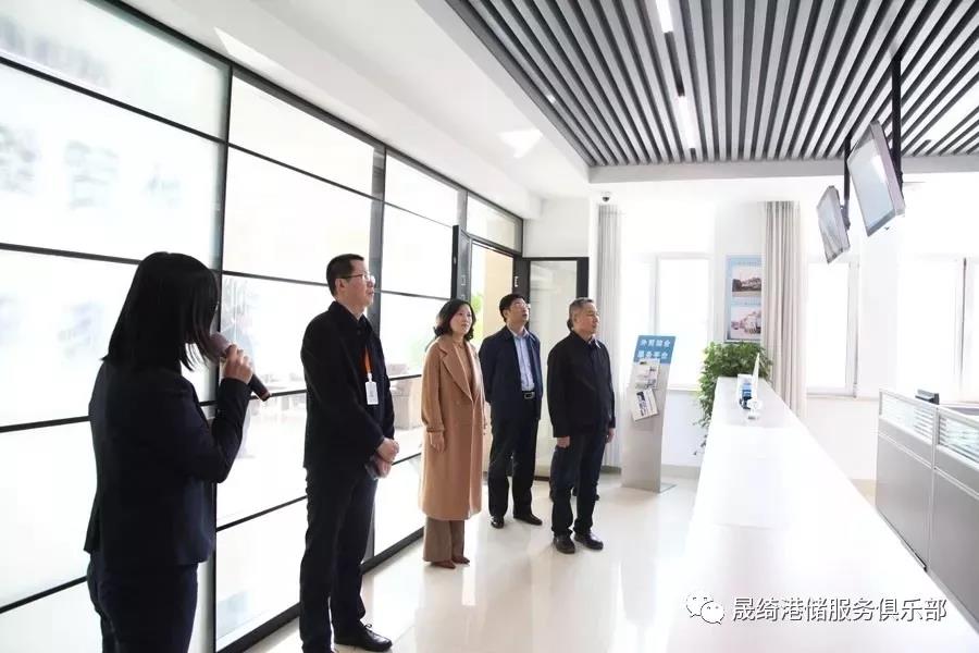 4 15424463405589.jpg